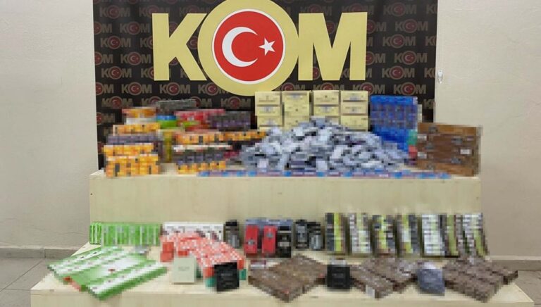 izmirde-6-milyon-liralik-kacakcilik-operasyonu-QfLSKAtg.jpg