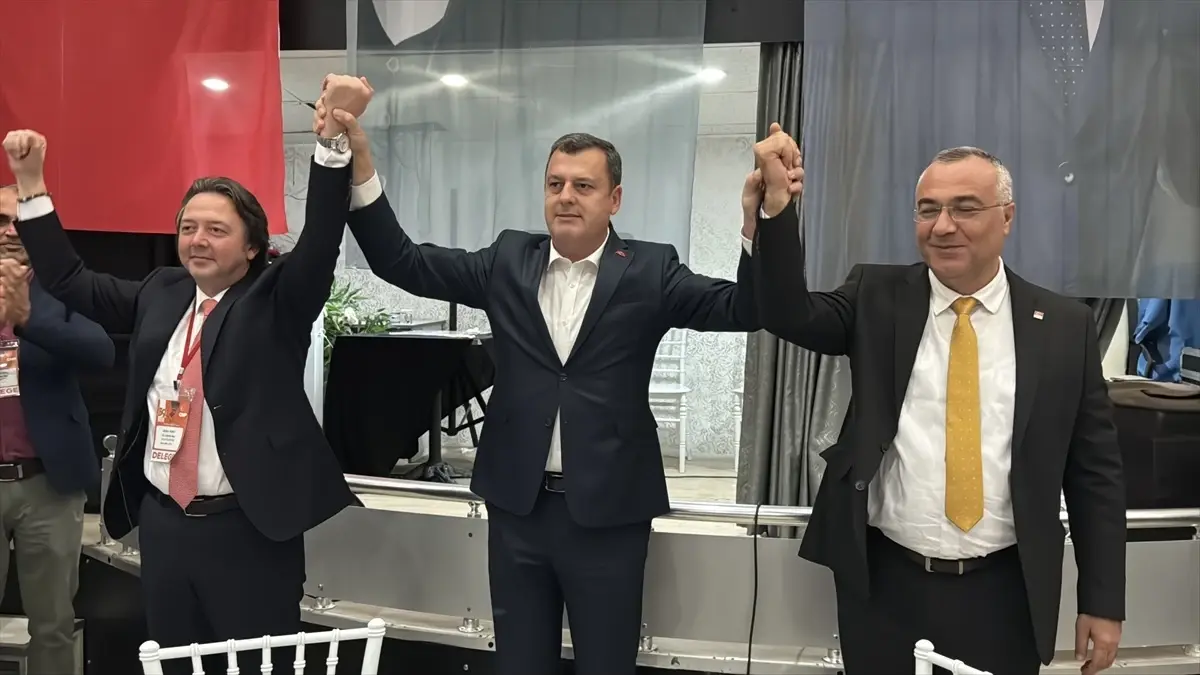 bora terzi yeniden chp kirklareli il baskani O8FkAxsr.jpg