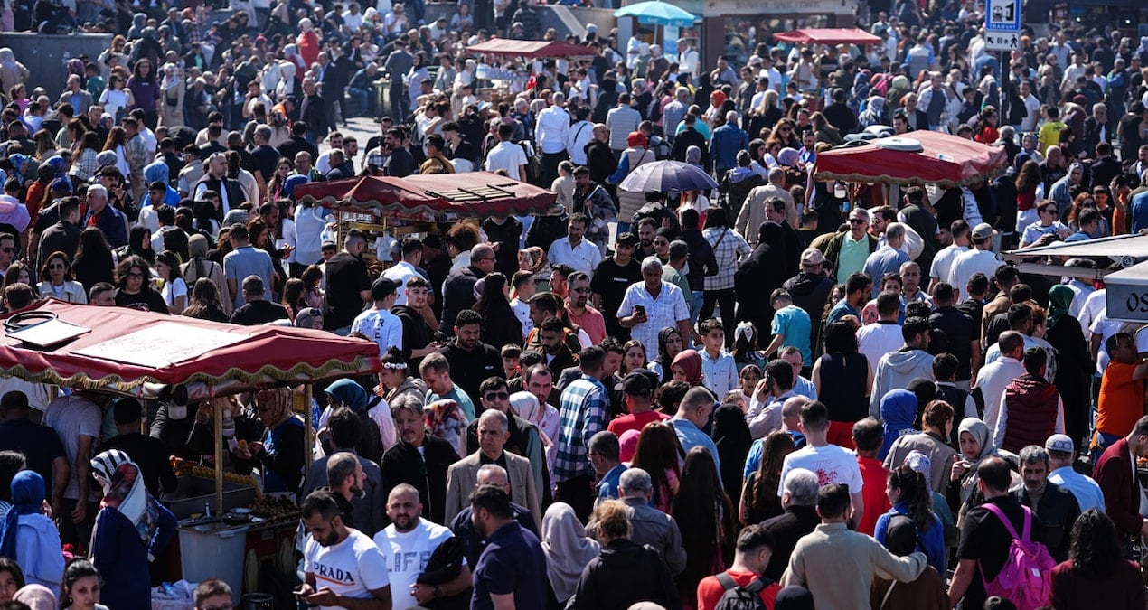 istanbulda gecim sikintisi cig gibi buyuyor her uc kisiden biri temel ihtiyaclarini karsilayamiyor 7FmtqpQ8.jpg