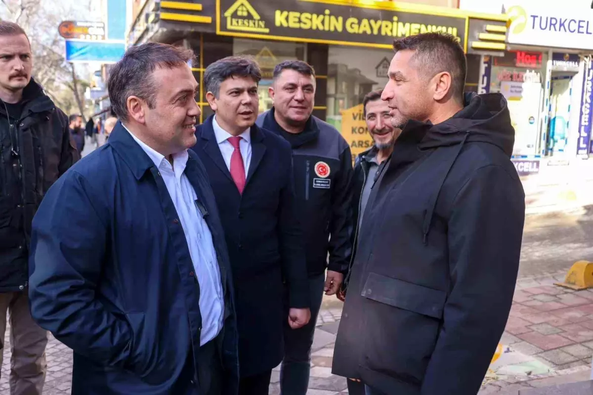 Vali Sözer, Söğüt’te esnaf ve vatandaşlar ile bir araya geldi