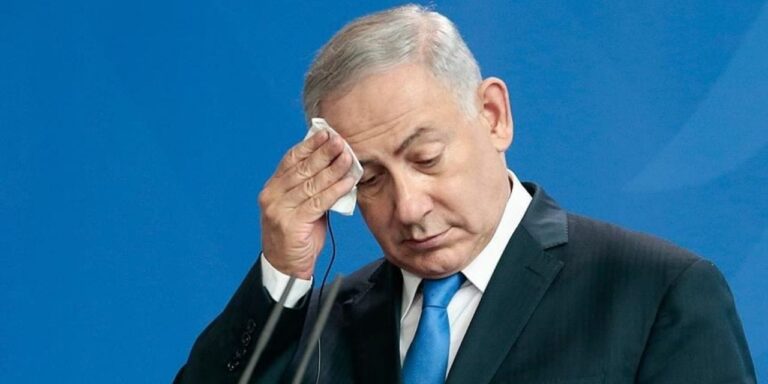 netanyahunun-hakim-karsisina-cikacagi-yolsuzluk-davasi-apar-topar-ertelendi-fQxfOq5v