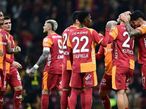 Galatasarayda imzalar bir turlu atilamadi sebebi belli oldu bzDl66k5